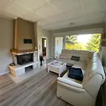 Kleine Lodge, Freistehend, Direkte Waldlage, Terrasse, Garten, Grill, Wlan *