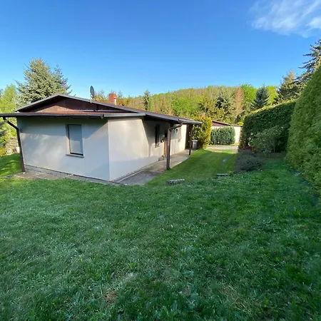 Kleine Lodge, Freistehend, Direkte Waldlage, Terrasse, Garten, Grill, Wlan Casa de Férias *