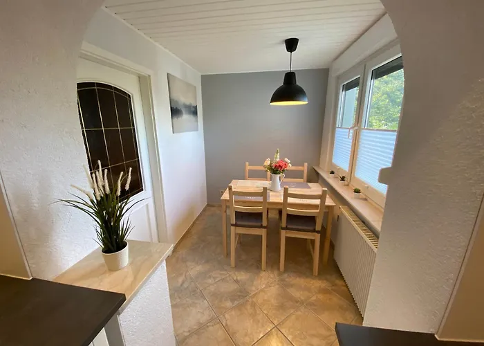 Kleine Lodge, Freistehend, Direkte Waldlage, Terrasse, Garten, Grill, Wlan