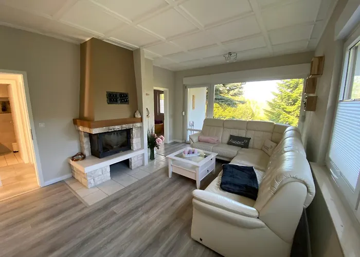 Kleine Lodge, Freistehend, Direkte Waldlage, Terrasse, Garten, Grill, Wlan *