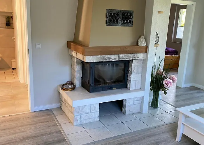 Kleine Lodge, Freistehend, Direkte Waldlage, Terrasse, Garten, Grill, Wlan